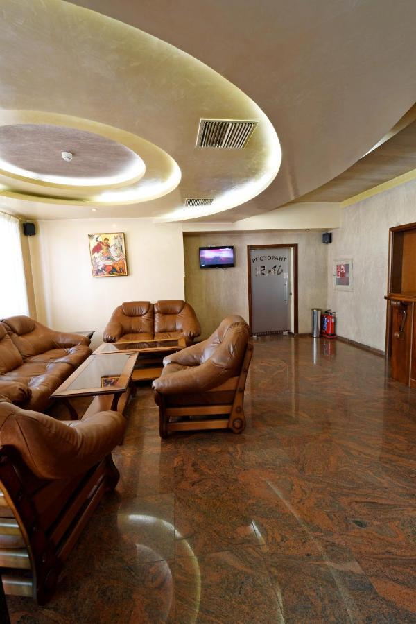 Hotel Rai 2*